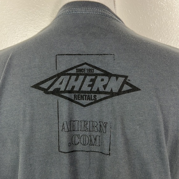 Ahern Rentals Shirt Women Medium Grey Cotton Graphic Short Sleeve Tee Adult - Picture 9 of 10